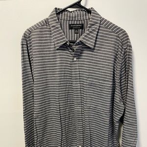 Banana Republic mens light flannel shirt never worn
